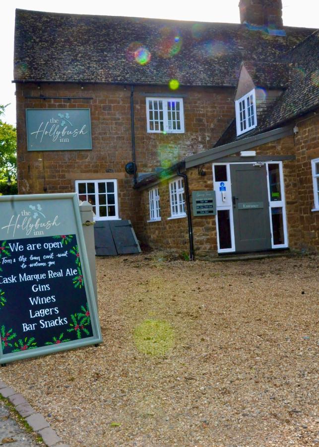 The Hollybush Inn And B&B Priors Marston Exterior photo
