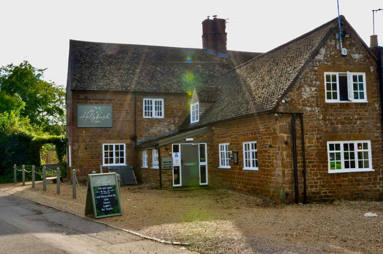 The Hollybush Inn And B&B Priors Marston Exterior photo